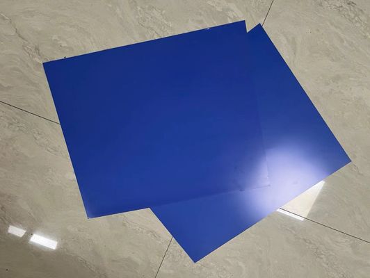 0.15 mm d'épaisseur Matériau d'aluminium Plaque d'impression CTP Avec 18 mois de durée de conservation Pour l'impression commerciale