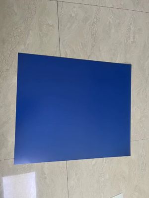 Les plaques CTP thermiques bleues offrent une solution fiable et rentable pour une impression précise