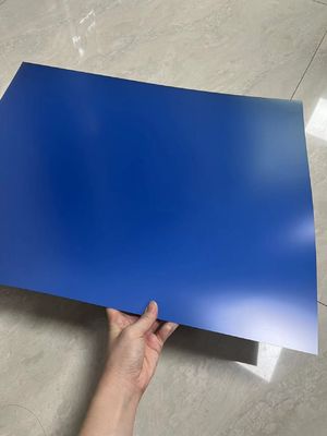 Plaque CTP thermique à revêtement bleu avec une largeur de bobine maximale de 1350 mm pour 350000 impressions