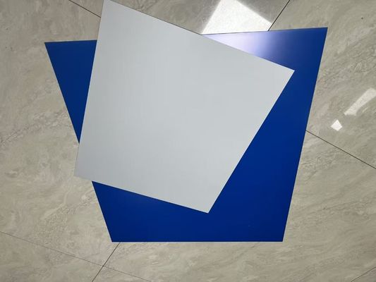 Plaque CTP sans développement CD-RM avec 18 mois de validité et largeur de bobine maximale de 1350 mm pour l'impression commerciale
