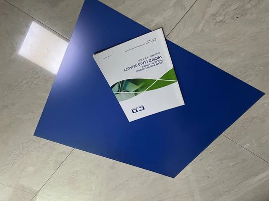 Plaque d'impression CTP en aluminium revêtue de bleu avec source lumineuse sensible à 830 nm et une durée de conservation de 24 mois