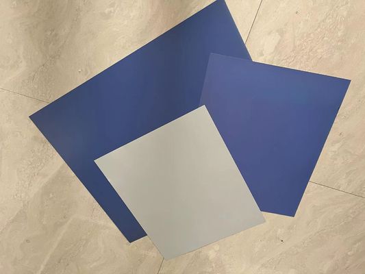 Les plaques CTCP positives en aluminium sont exposées à une énergie de 50 à 80 mj/cm2 pour une efficacité