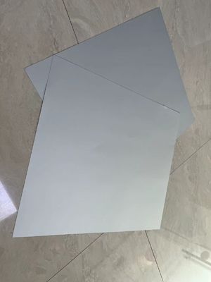 Plaque d'impression CTP sans développement gris-blanc de 0,15 mm/0,30 mm d'épaisseur pour 100 000 à 300 000 impressions