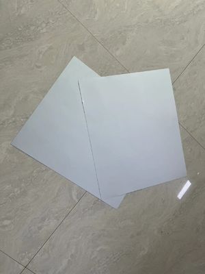 Plaque d'impression CTP sans développement gris-blanc de 0,15 mm/0,30 mm d'épaisseur pour 100 000 à 300 000 impressions