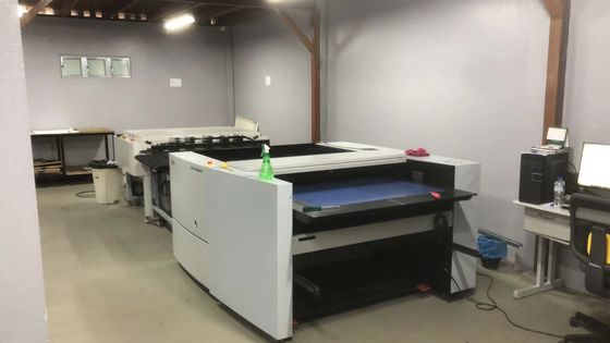 220V Voltage standard 2020 Années Machine de fabrication de plaques thermiques Dimension physique 2300*1255*1200mm Répétabilité de la plaque ± 5 μm