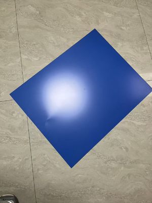 Plaques d'impression CTCP personnalisables avec une énergie laser de 100-140 MJ/cm² pour applications d'impression sur aluminium à couche unique