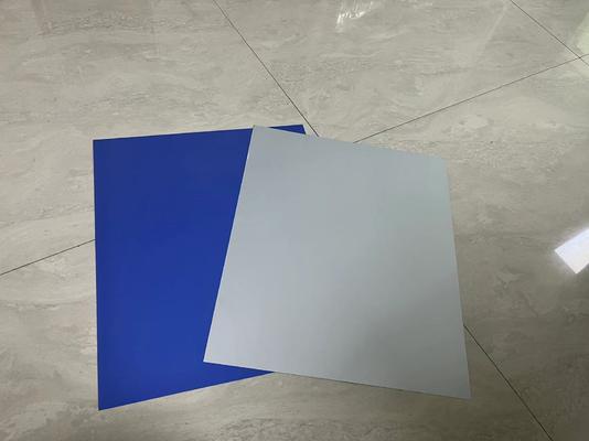 Plaques d'impression sans développement CTP avec épaisseur de 0,15 mm/0,30 mm et durée de vie de 100 000 à 200 000 impressions en 22-25 s