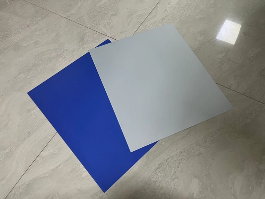 Plaque d'impression CTP blanche sans traitement avec taille personnalisée pour l'impression par presse offset