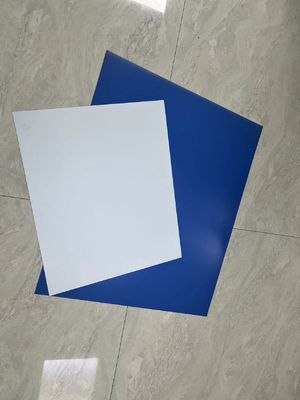 Plaque CTP blanche sans traitement avec une largeur de bobine maximale de 1350 mm et une période de validité de 18 mois pour les plaquettes thermiques
